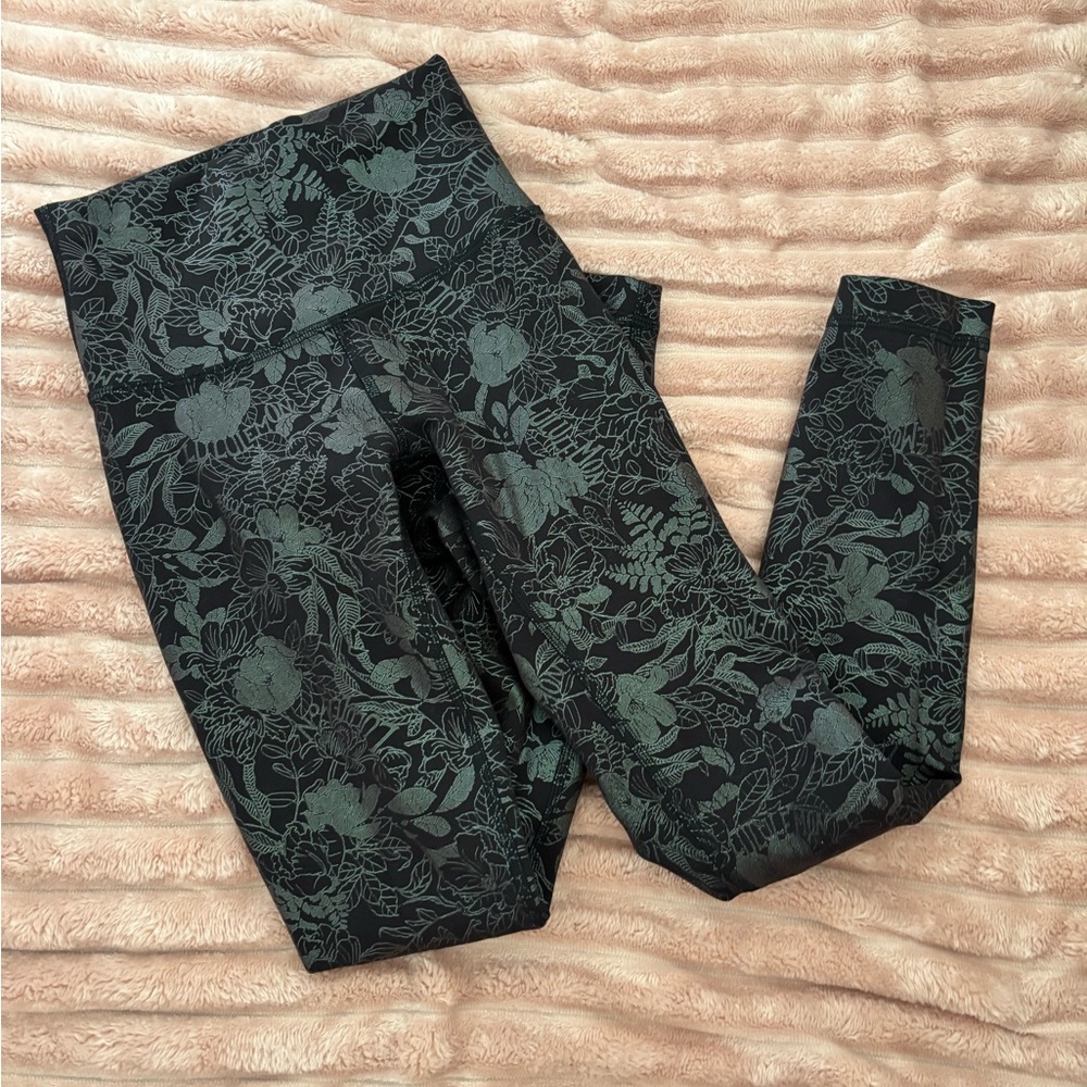 Lululemon Floral Patterned women’s Leggings